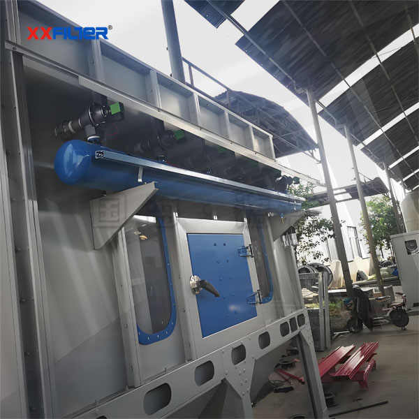 醫藥生產行業粉塵處理360㎡濾筒除塵器